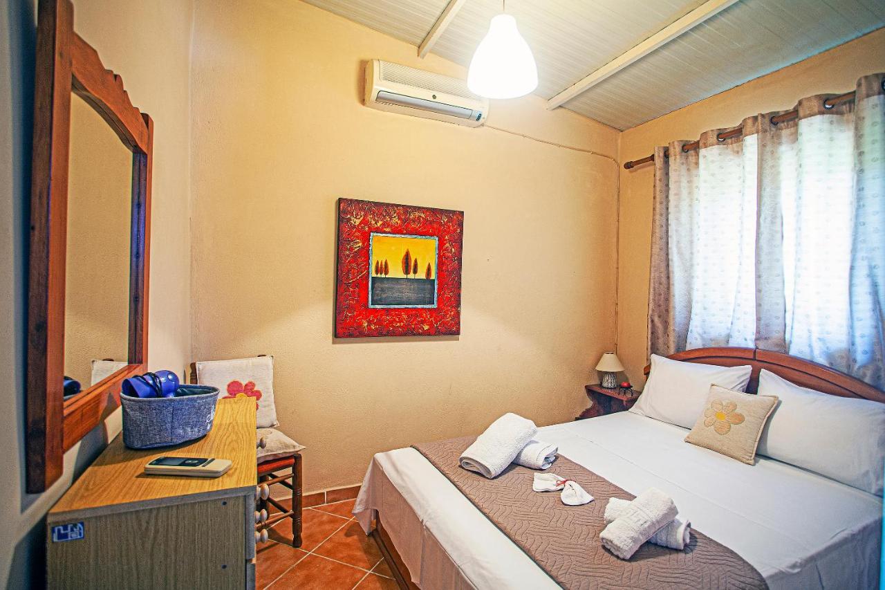 Voula Home Đảo Marathi Ngoại thất bức ảnh